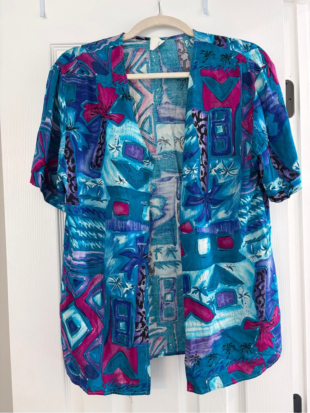 Vintage Michelle Leslie of California Hawaiian Tropical Print Short-Sleeve Shirt